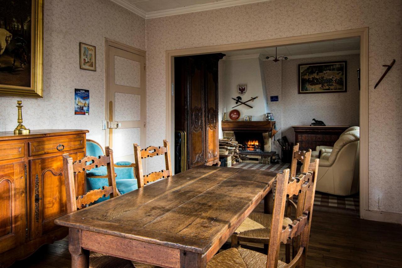 Chambres D'Hotes Gobillon Мэнтенон Экстерьер фото
