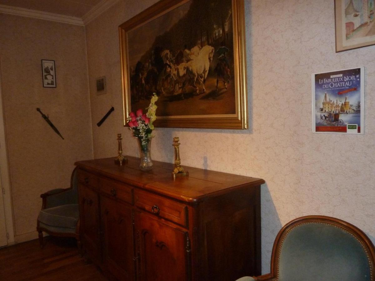Chambres D'Hotes Gobillon Мэнтенон Экстерьер фото